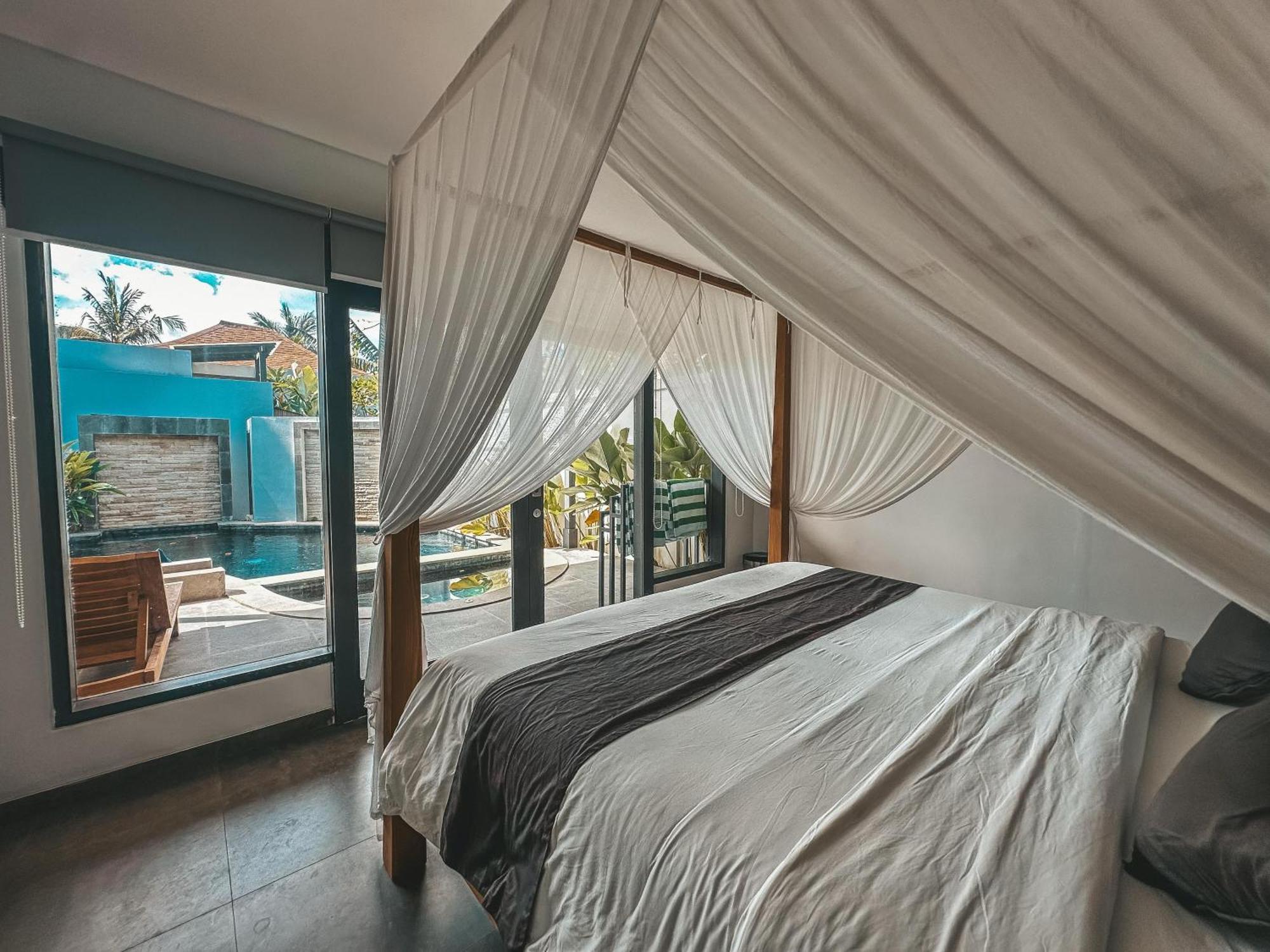 Tropik Lombok Resort 4*